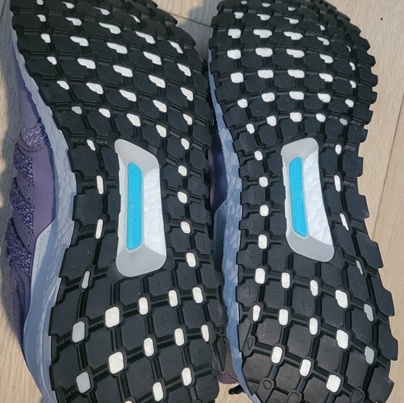 Adidas Ultraboost 1.0 - womens 10.5 - Picture 8 of 9